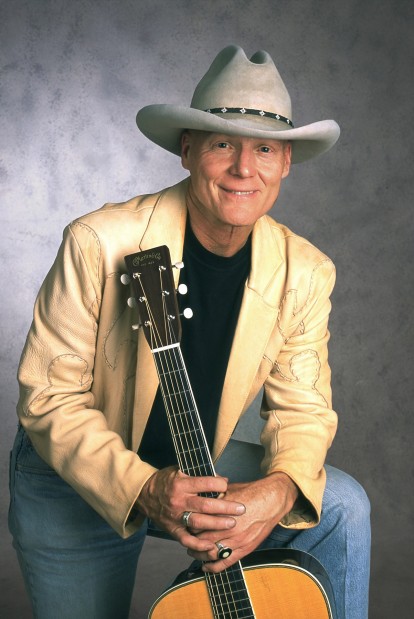 Chuck Pyle to perform Saturday    