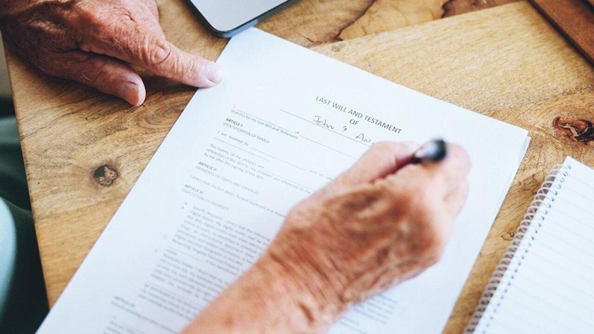 How is the amount of an inheritance advance determined?