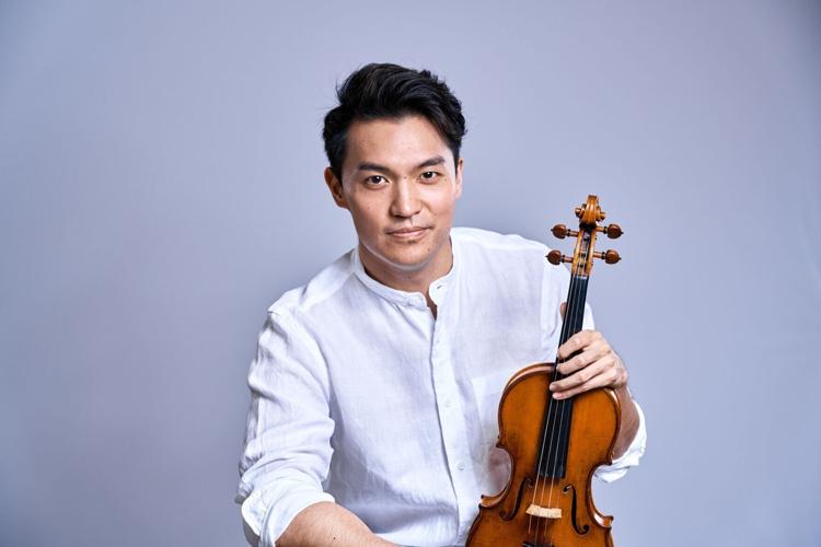 celebrity-travel-chen-20230110