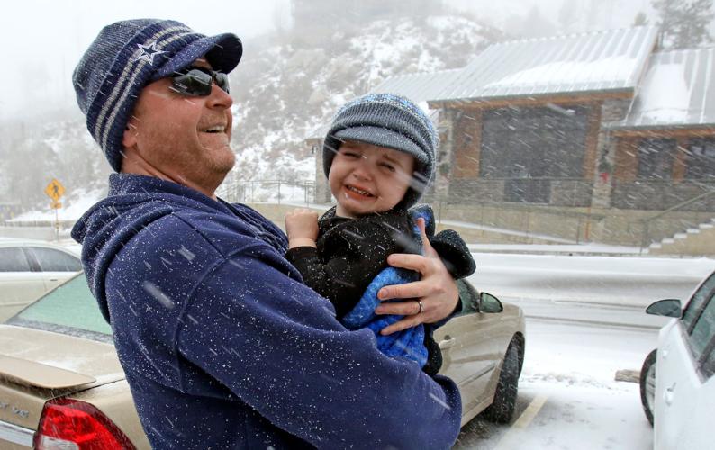 Snowfall in Arizona, California