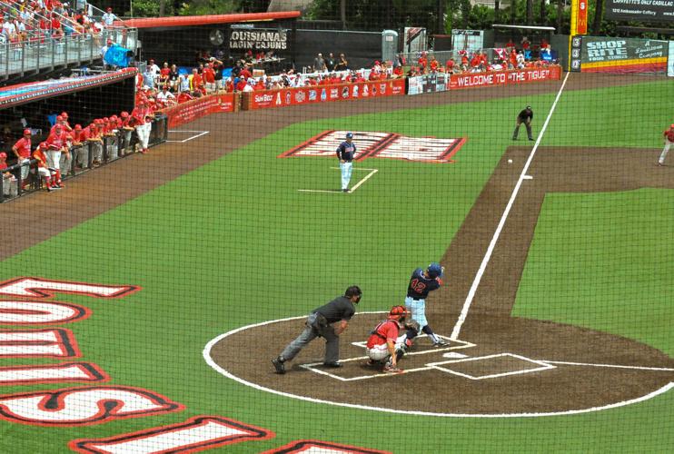 Arizona vs. Louisiana Lafayette