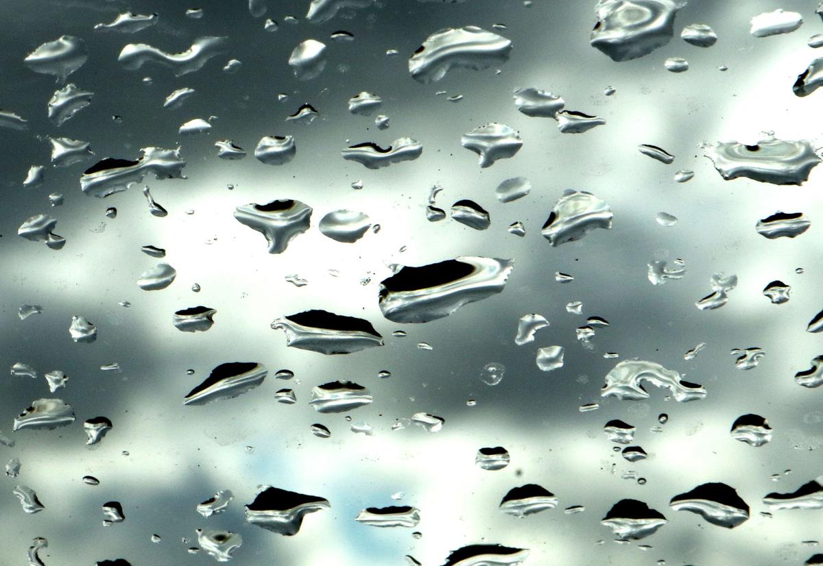 Scattered showers expected to continue in the Tucson area on Monday