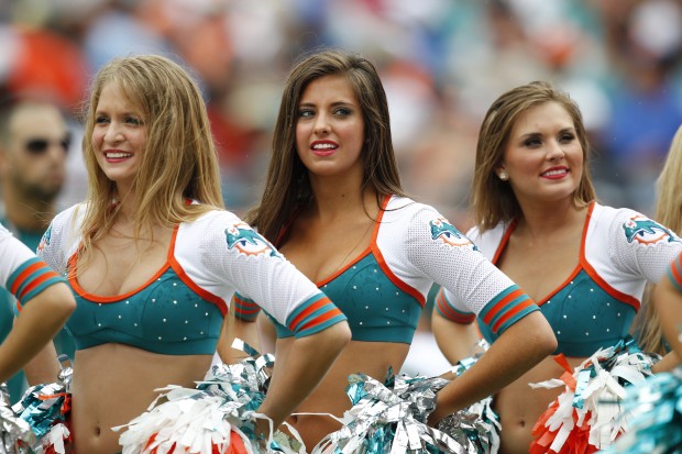 NFL Cheerleaders: Week 3