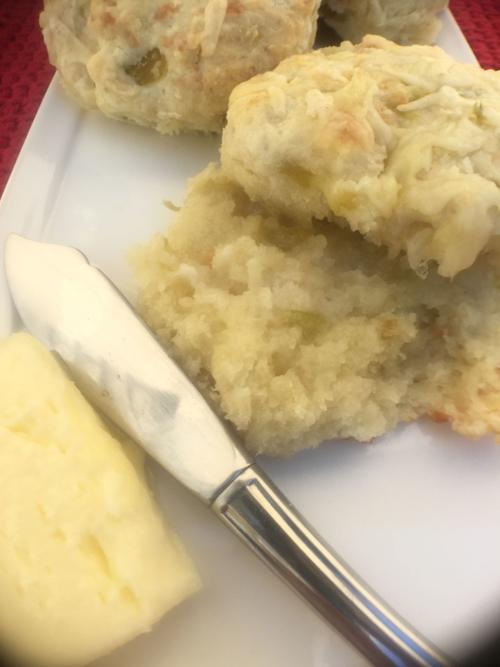 Chile-cheese biscuits