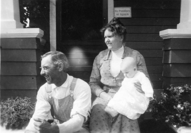 Thomas and Helen Dugat with infant Corinne