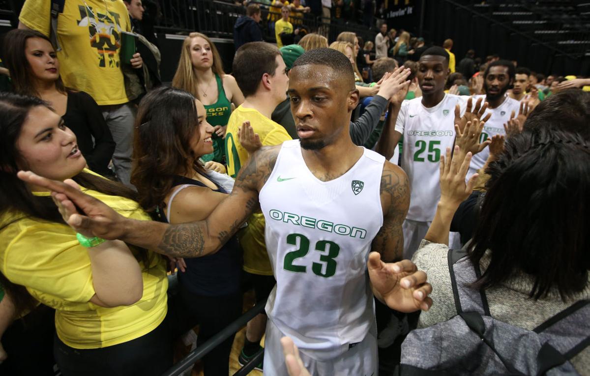 Elgin Cook, Chris Boucher
