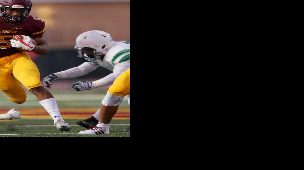 Coastal Carolina aims high, offers Salpointe Catholic star Bijan Robinson