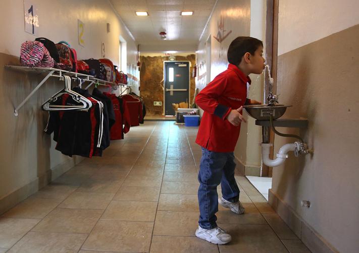 Cri-Cri Kindergarten in Agua Prieta