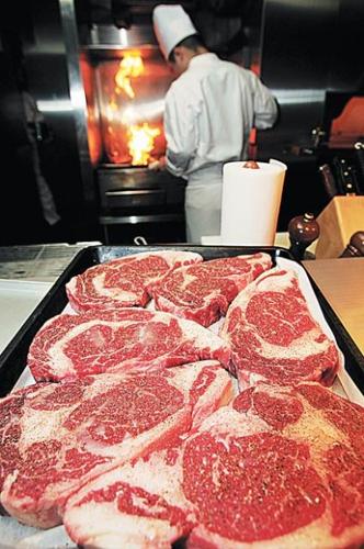 Ban over, U.S. beef returns to Japan  