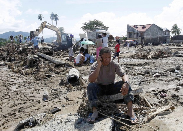 Hundreds dead in Philippines storm   