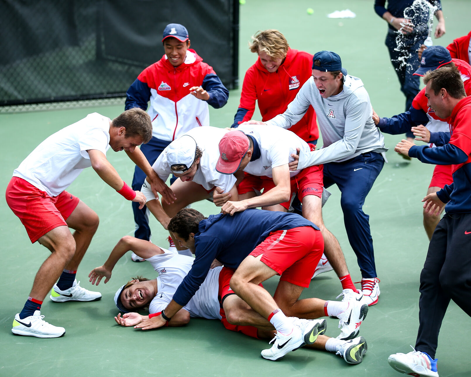 051121-tuc-spt-hansencol-p3