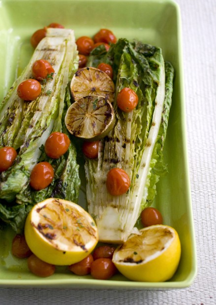 No strict requisites for mixing tasty salads   