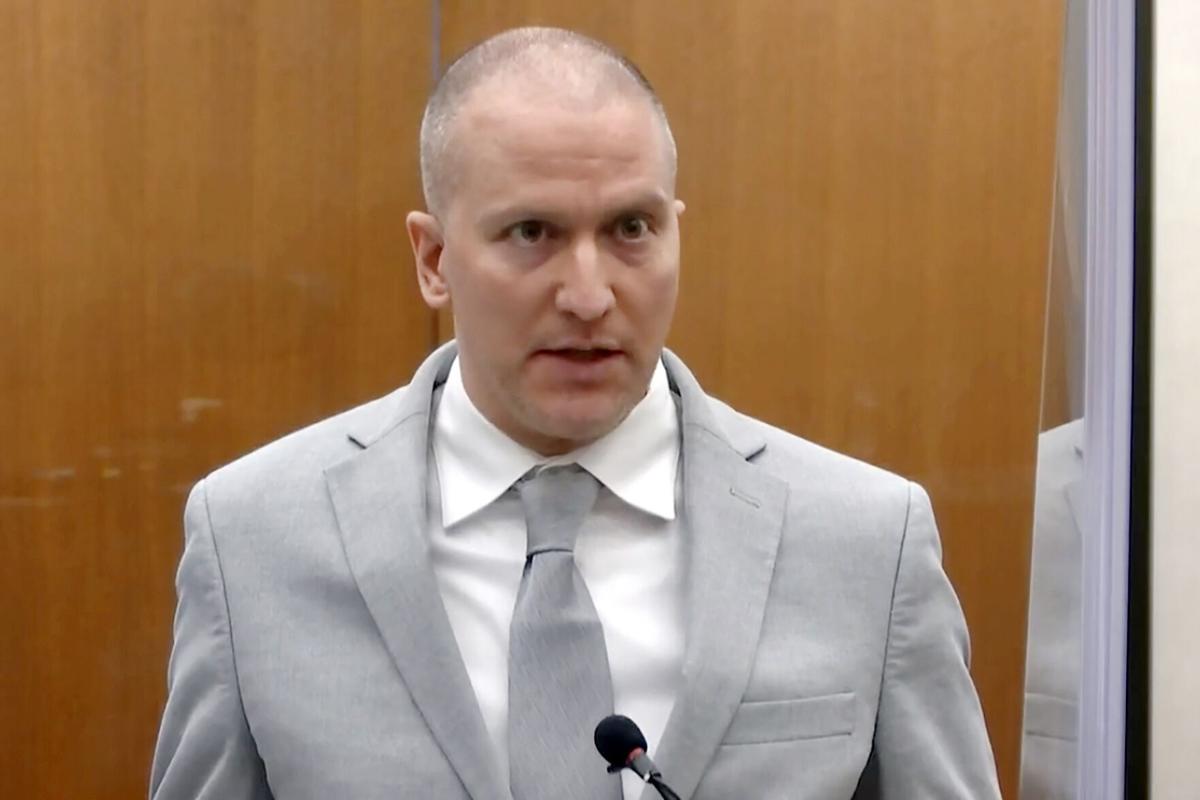 Prosecutors: Derek Chauvin stabbed 22 times in Tucson prison attack