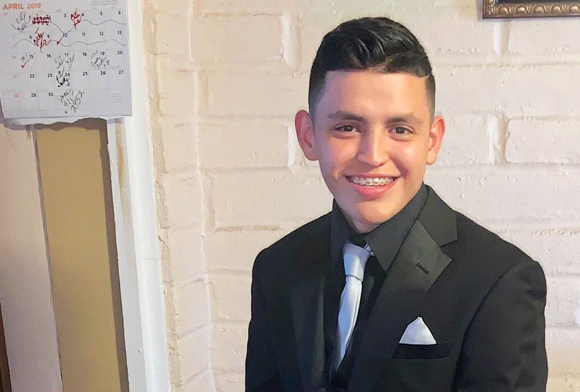 Tucson teen facing deportation graduates from high school