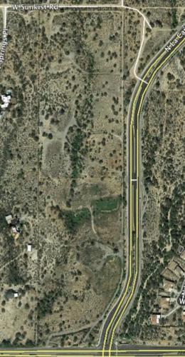 La Cañada Drive north of Tangerine Road