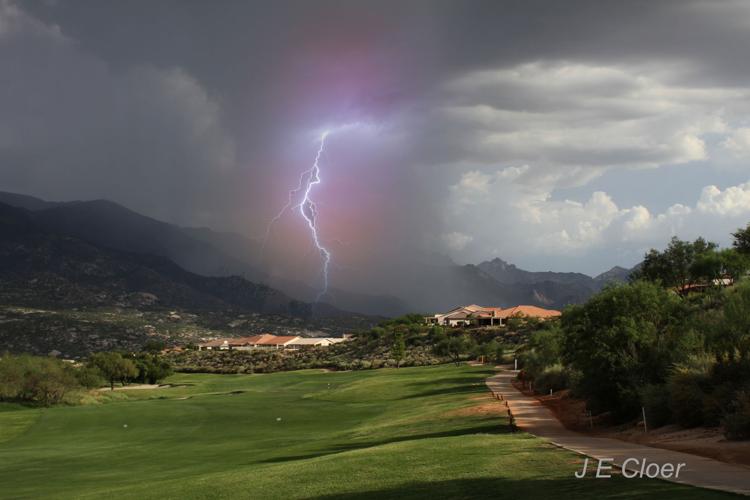 Summer-Storm-SaddleBrooke.jpg