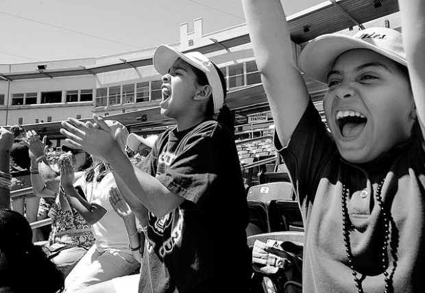 Kids enjoy daytime baseball  
