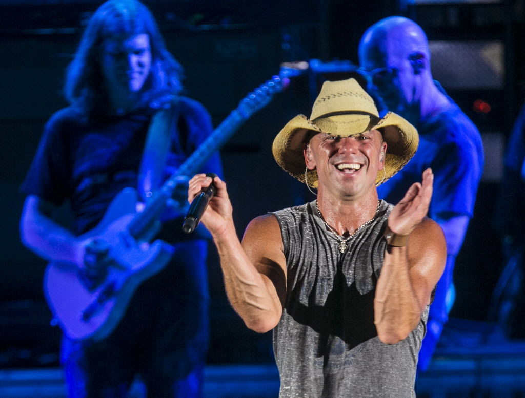 review-we-went-out-last-night-with-kenny-chesney-latest