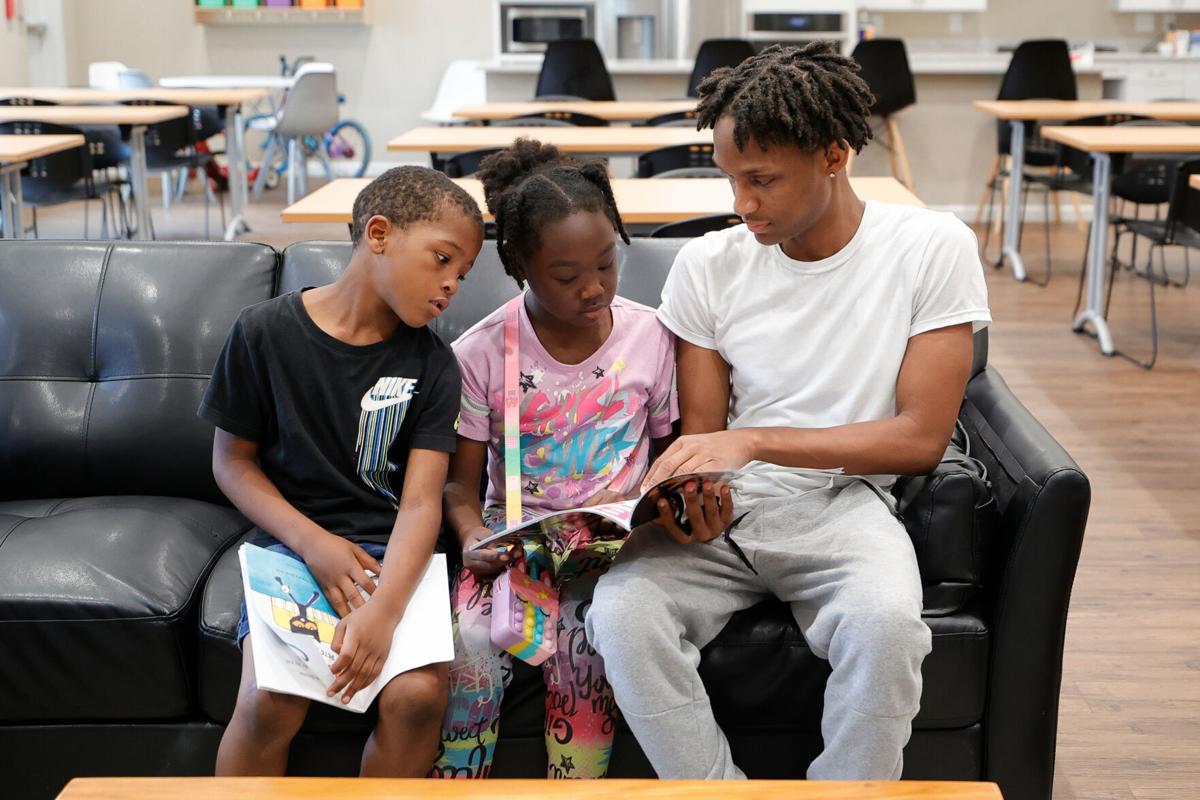 Philanthropy-Youth-Service