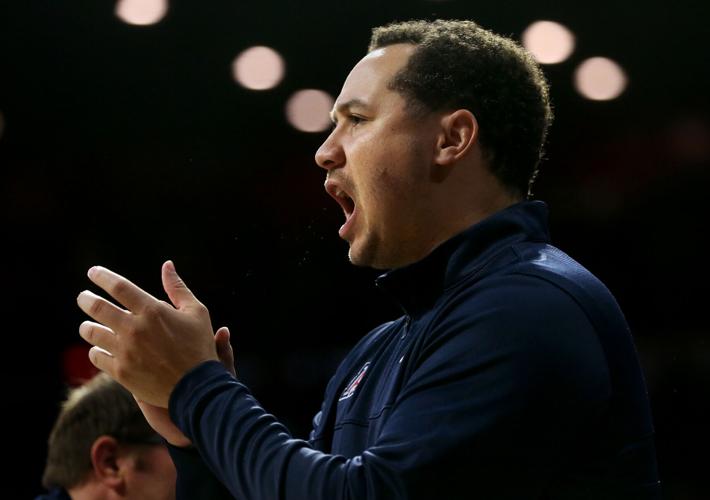 120623-tuc-spt-uambk-manning-P2