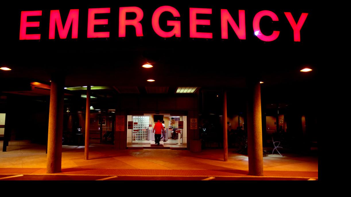 emergency room sign at night