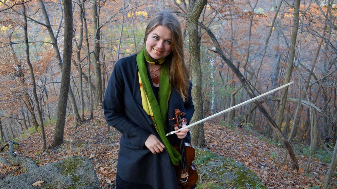 Violinist St. John makes long awaited Tucson encore with tango gem | Music Violinist St. John makes long awaited Tucson encore with tango gem | Music