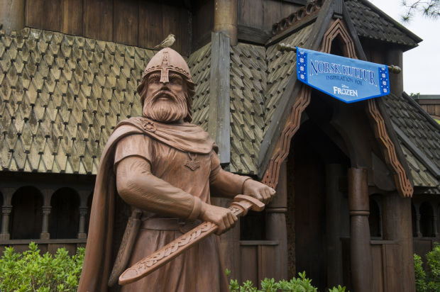 "Frozen"-Inspired Norsk Kultur Gallery Opens at Epcot