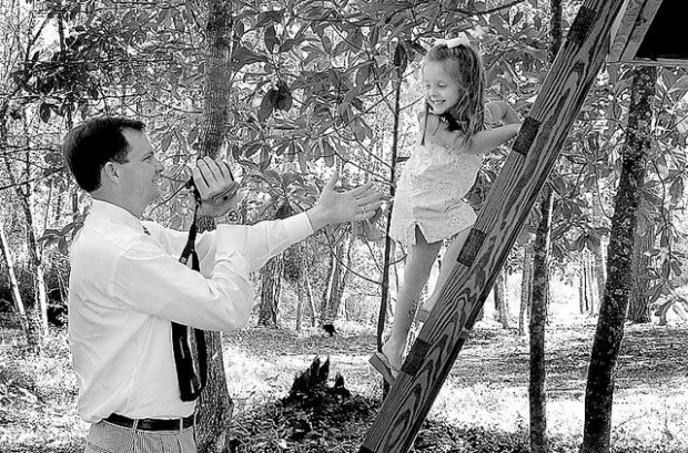 Camcorders go tapeless  