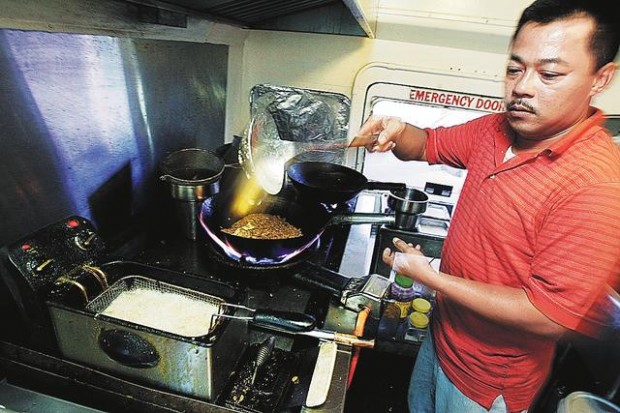Chinese food cart finds South Side spot  