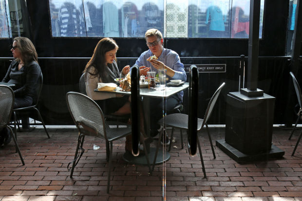 Sauce Pizza and Wine