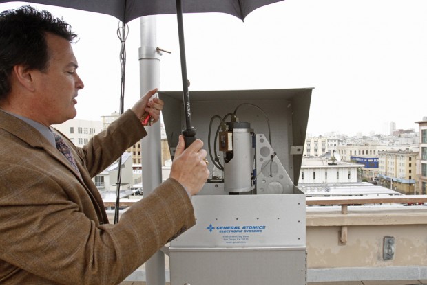 Some US radiation monitors offline during Japan crisis   