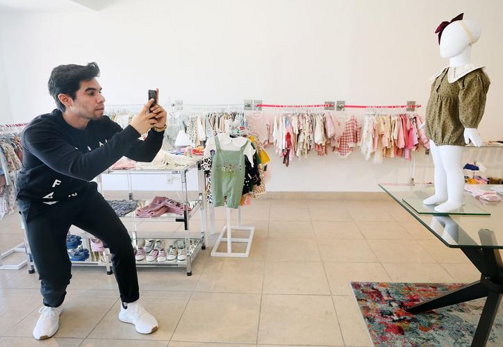 Nogales, retail, Morley Ave. (le)