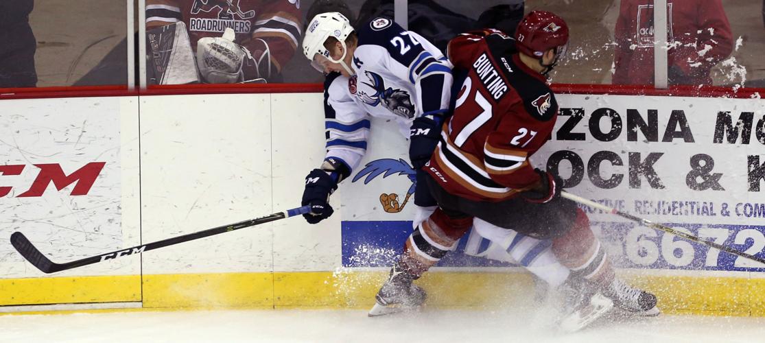 Tucson Roadrunners vs Manitoba Moose