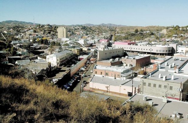 Comparten los Nogales más que conflictos  