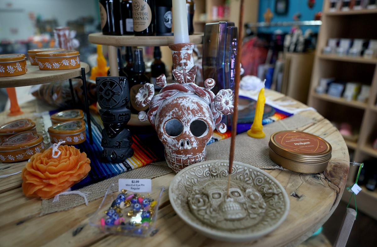 Yolia Botanica