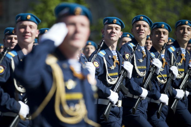 Russians, Ukrainians celebrate Victory Day Over Nazis
