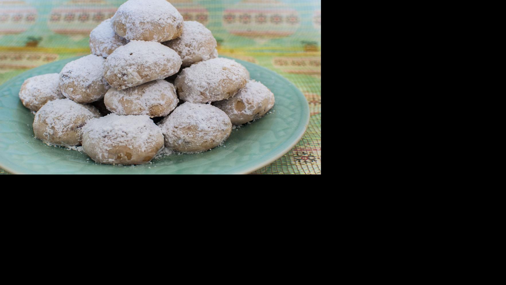 Get some pecans and make these Mexican Wedding cookies tonight! eat