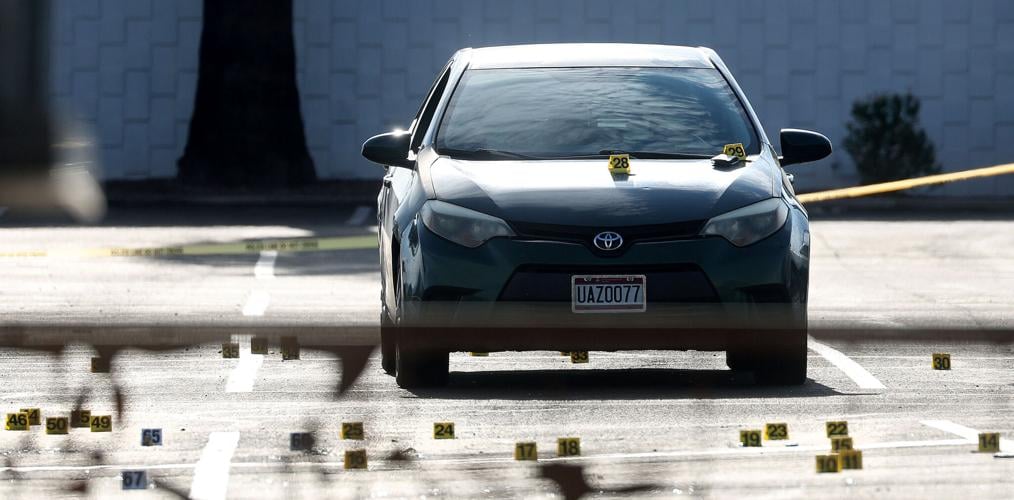 4 wounded in early morning gunfight in midtown Tucson