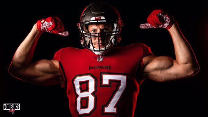 rob gronkowski buccaneers uniform