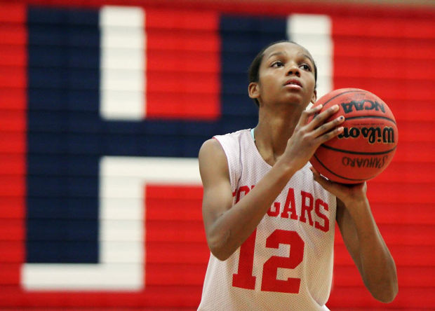 Girls basketball: Freshmen form Sahuaro's spine    