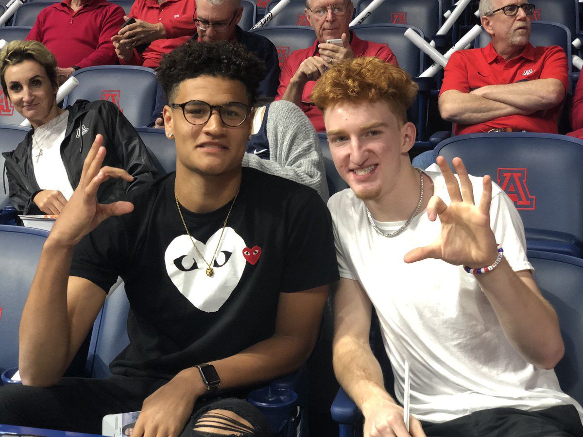 Nico Mannion, Josh Green at UA-ASU game