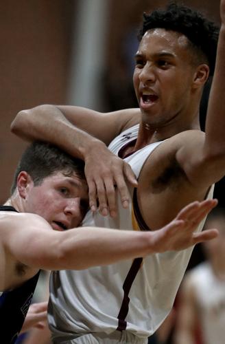 022620-spt-hsbk salpointe catfoot-p17.jpg