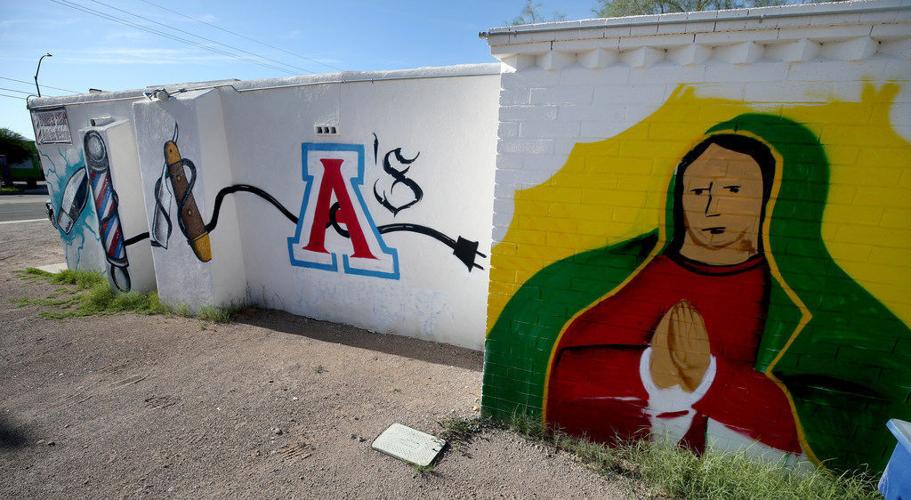 Mural "A" y Virgen de Guadalupe