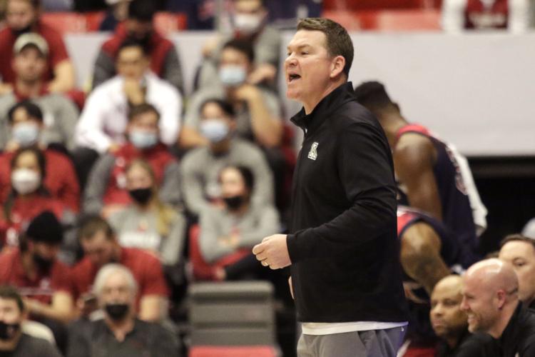 021122-tuc-spt-uabkrail-p1