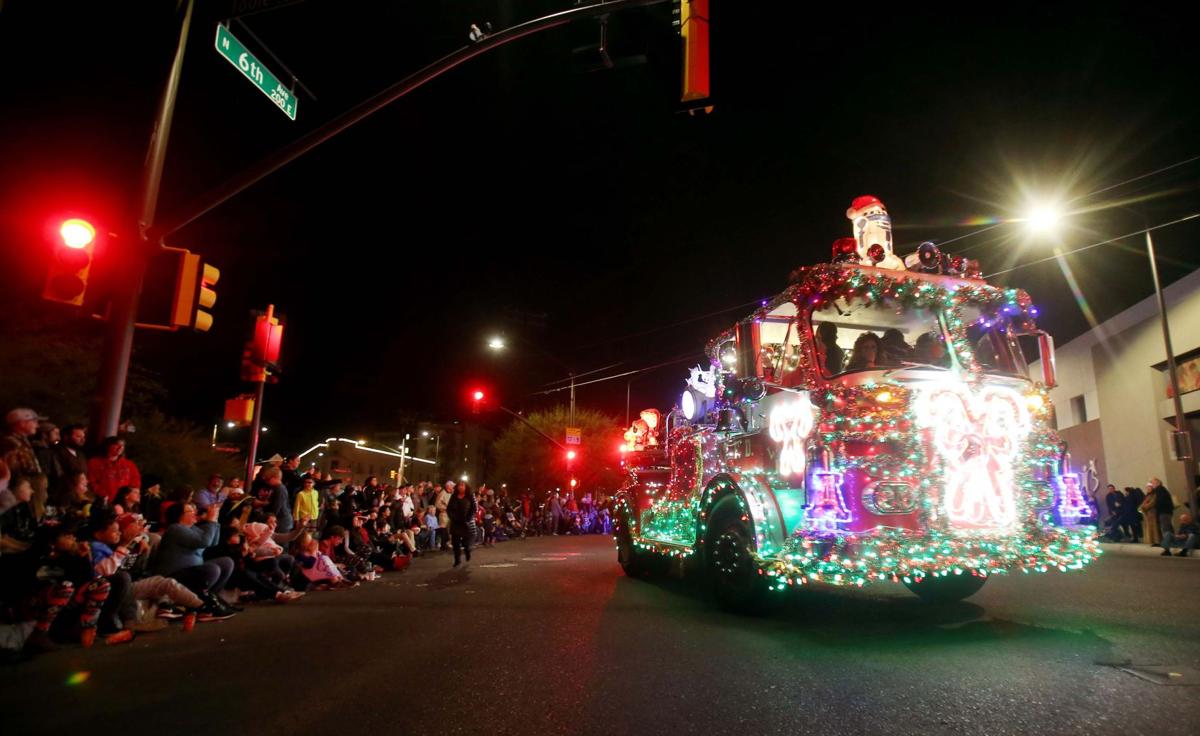 8 Places To See Holiday Lights In Tucson To Do Tucson Com