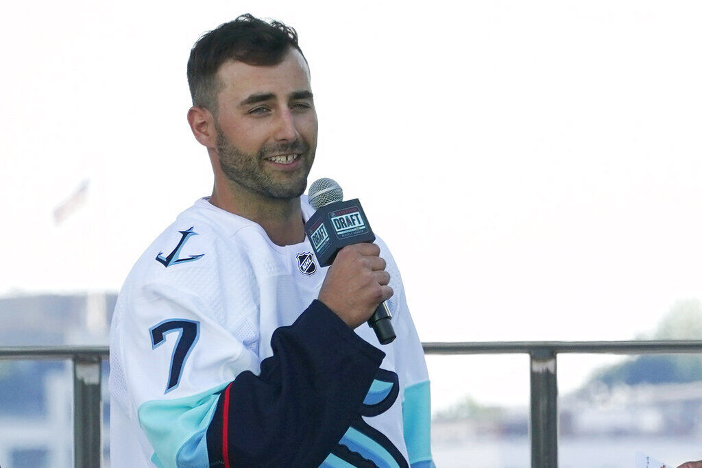 Entire Seattle Kraken roster leaks before expansion draft broadcast,  spoiling ESPN's NHL debut