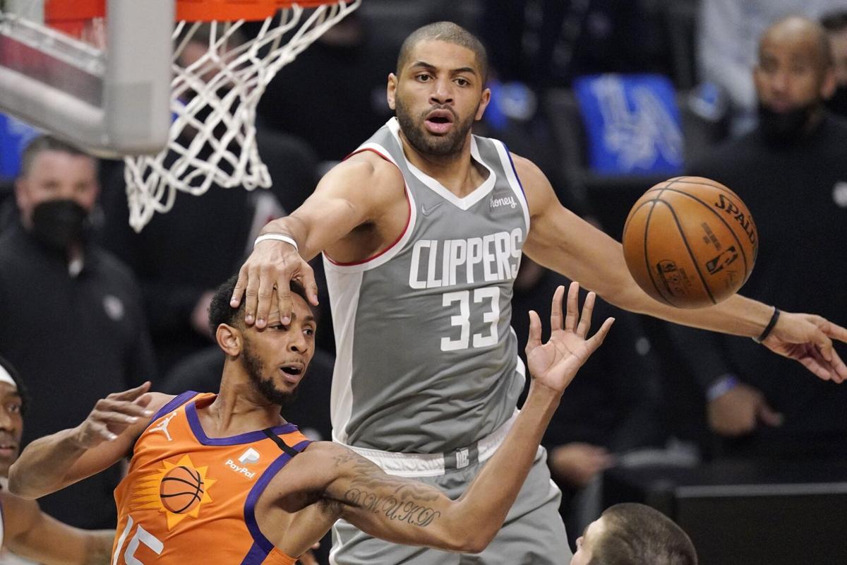 Suns Outlast Clippers, Take 3-1 Lead In West Finals