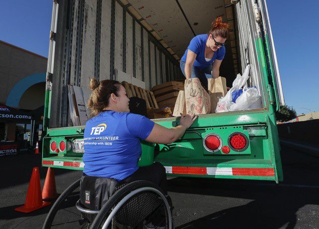 Thanksgiving Harvest Food Drive