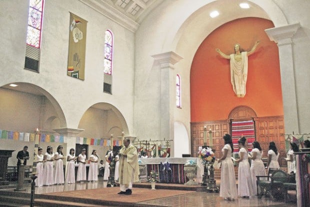 Celebran sus quince años  
