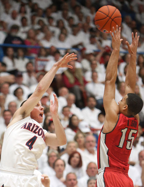 No. 2 Arizona 63, UNLV 58